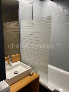 ORCIERES APPARTEMENT 6 PERSONNES AVEC PARKING à Orcières