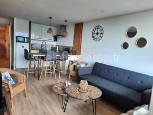 SUPERBE APPARTEMENT REFAIT A NEUF avec garage à Orcières
