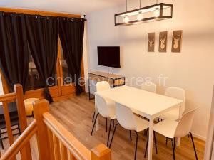 Magnifique T3 duplex 6 pers avec parking privé. à Orcières