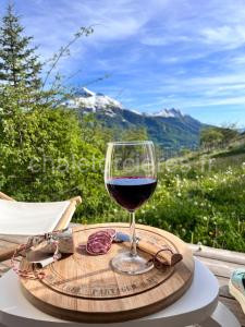 Terrasse, vue imprenable et accès direct pleine nature, votre refuge idéal à Orcières