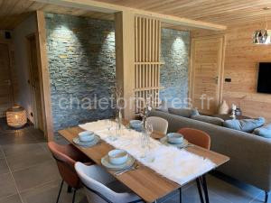 Superbe chalet avec vue montagne à Orcières