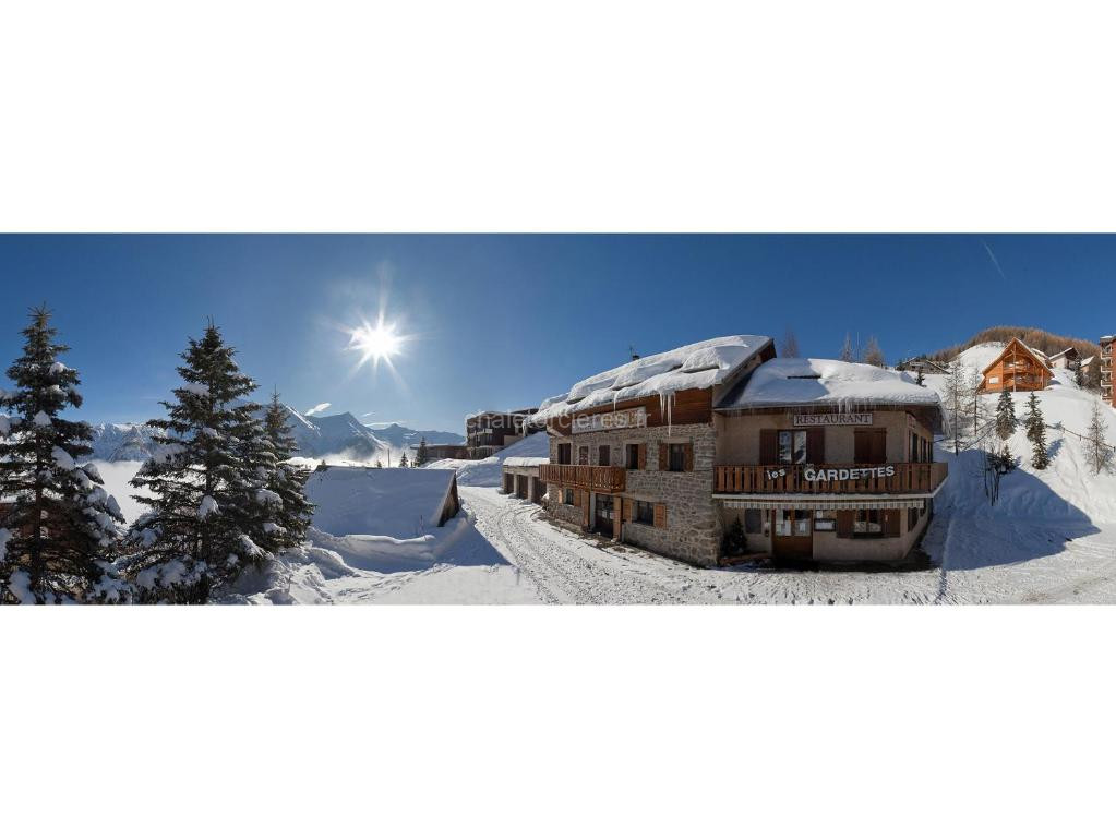 Photo de Hôtel les Gardettes